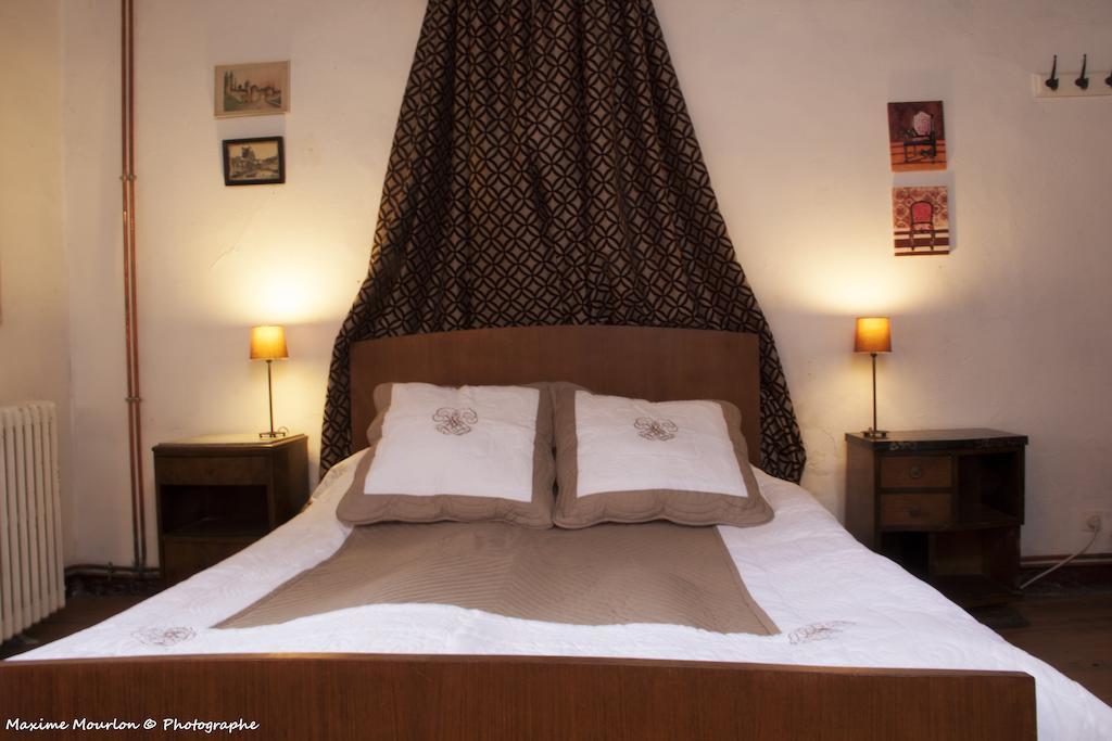 Chateau Rosans Bed and Breakfast Δωμάτιο φωτογραφία